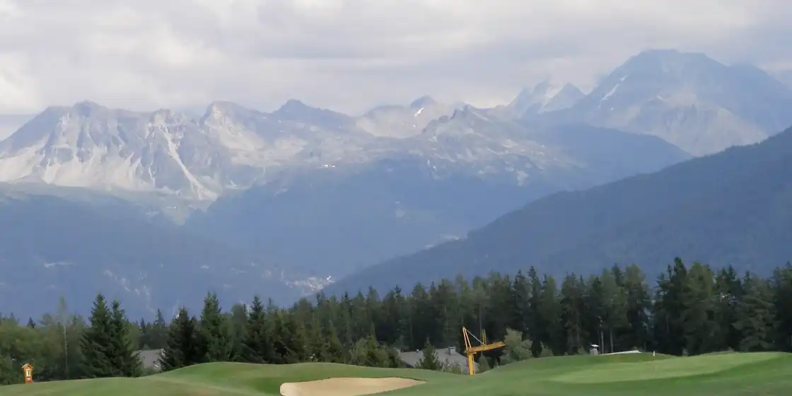 7th Green, Severiano Ballesteros Course, Golf-Club Crans-sur-Sierre, Switzerland — Golf Club Cran...