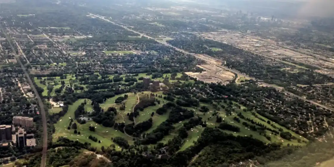Aerial view of Toronto Golf Club, looking southwest.