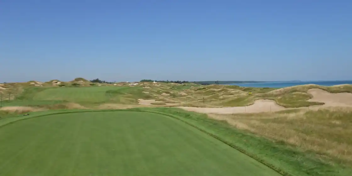 Number 11 Straits. — Whistling Straits — Straits Course