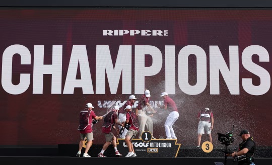 Ripper GC players and caddies celebrate a team victory during a LIV Golf United Kingdom event