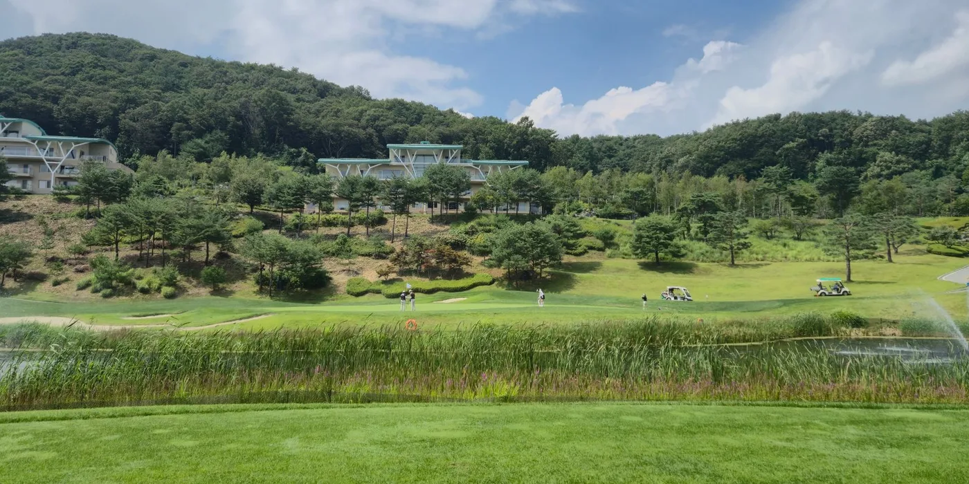 Lotus Hill Golf Resort golf course